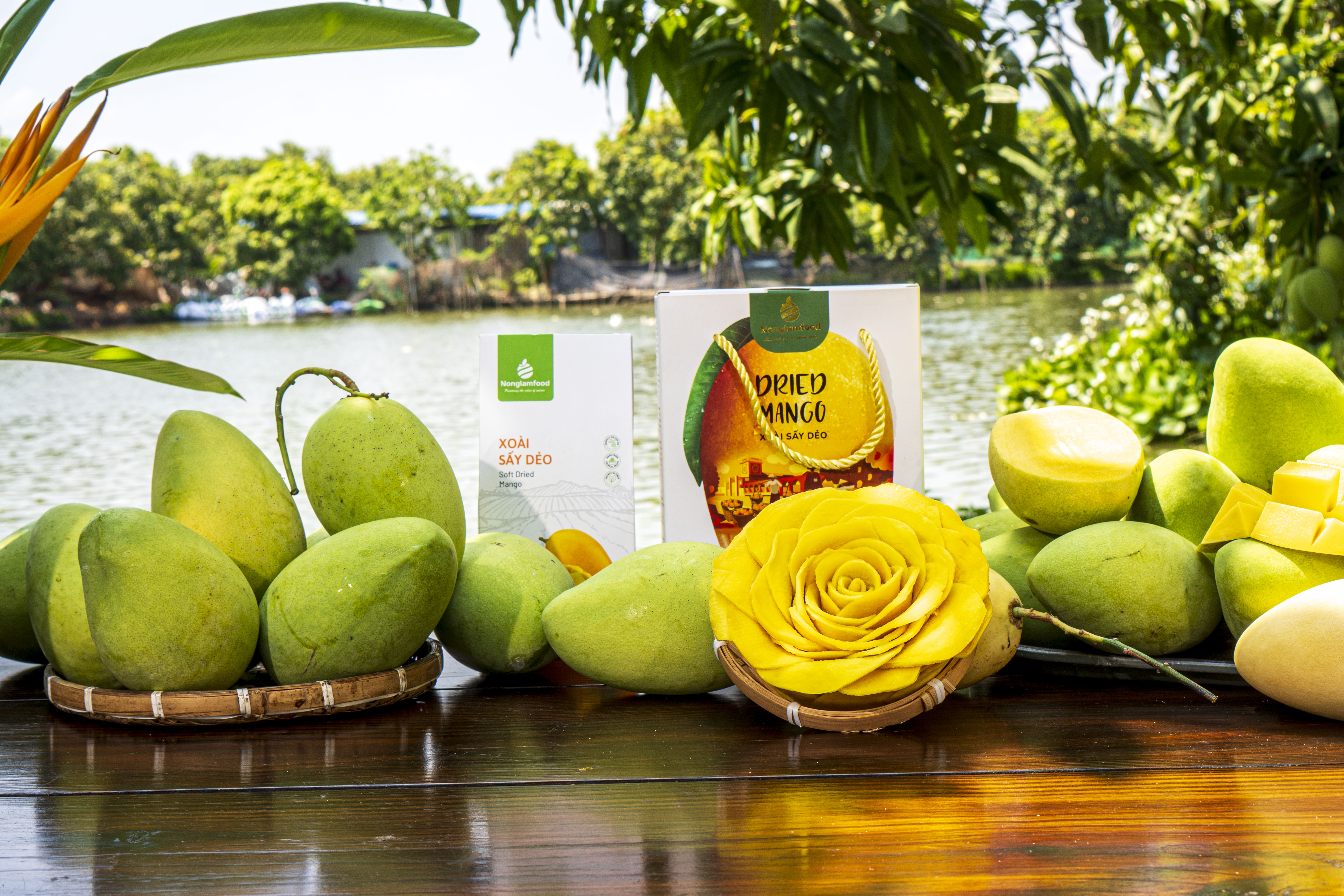 Trưng bày Xoài Sấy Dẻo Nonglamfood