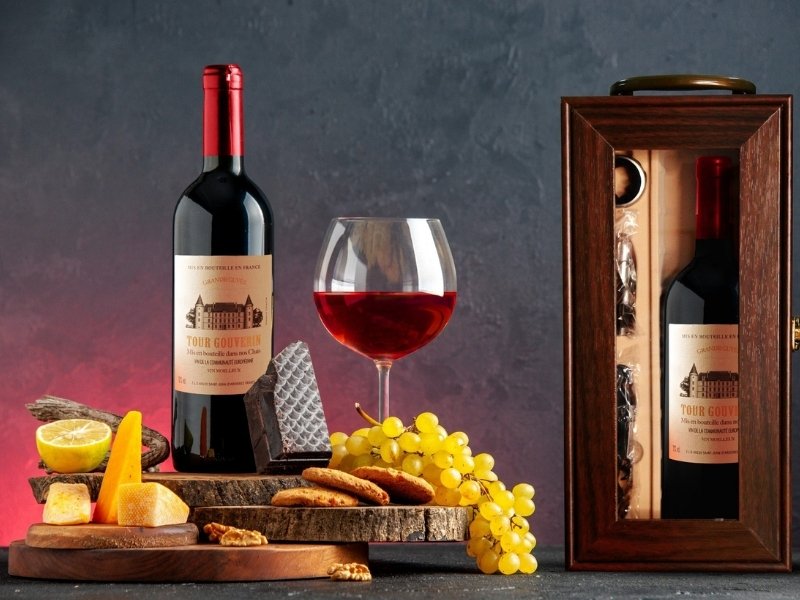 Top 10+ Suggestions for Choosing Meaningful, Luxurious and Practical Tet Gifts 2025